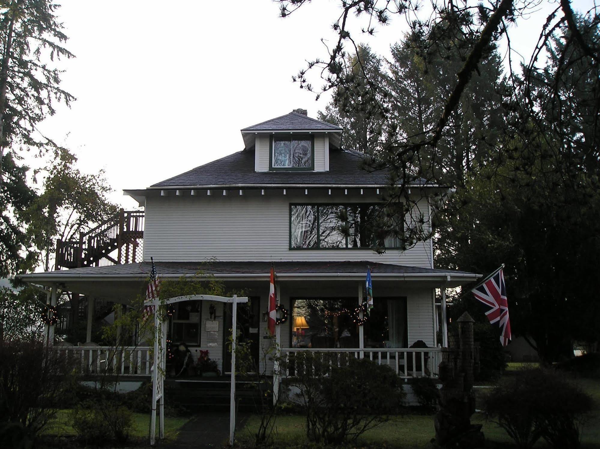 Miller Tree Inn Форкс Экстерьер фото
